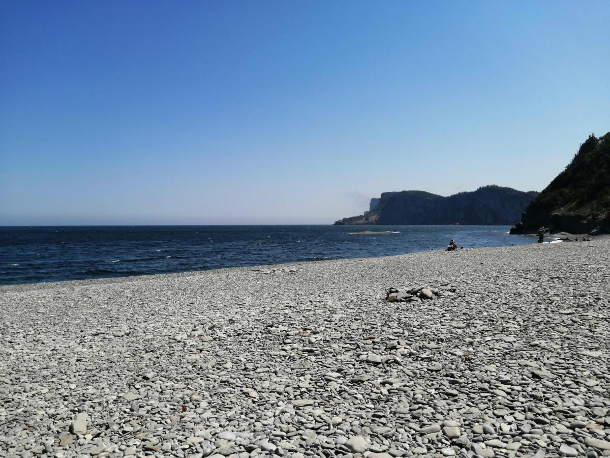 Gîte Shoreline de la Terre à la Mer Rivière-la-Madeleine Exterior foto